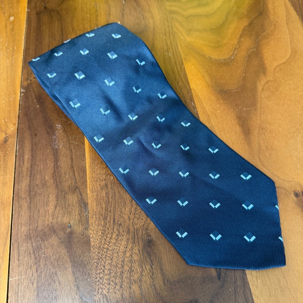 Armani Collezioni Silk Tie‎ Navy Blue Geometric Italian Designer Menswear NWOT